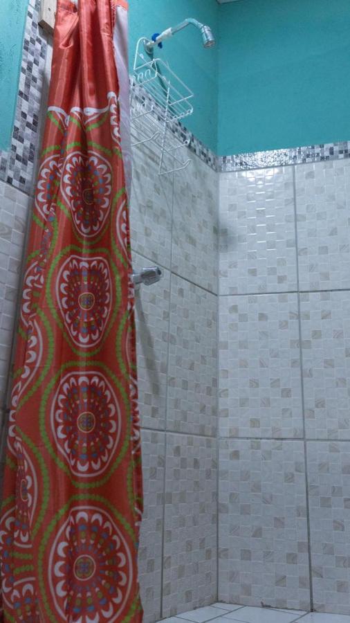 Valerie Emanuel Apartments ボカス・タウン エクステリア 写真